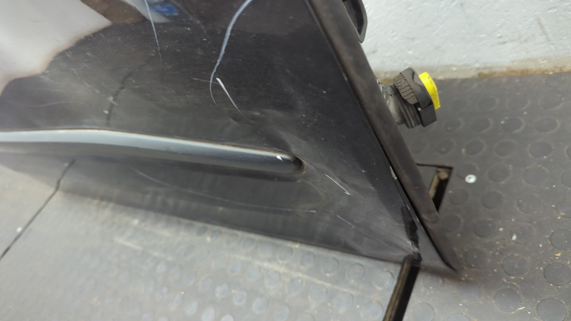 Дверь передняя правая