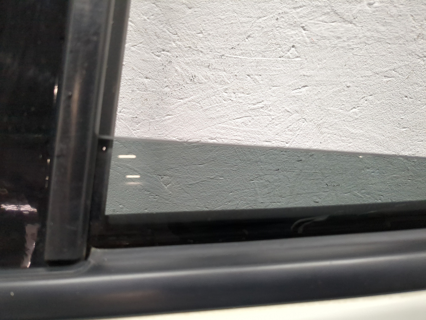 Дверь задняя левая