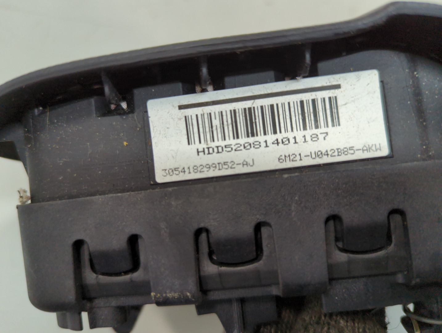 Подушка безопасности в рулевое колесо