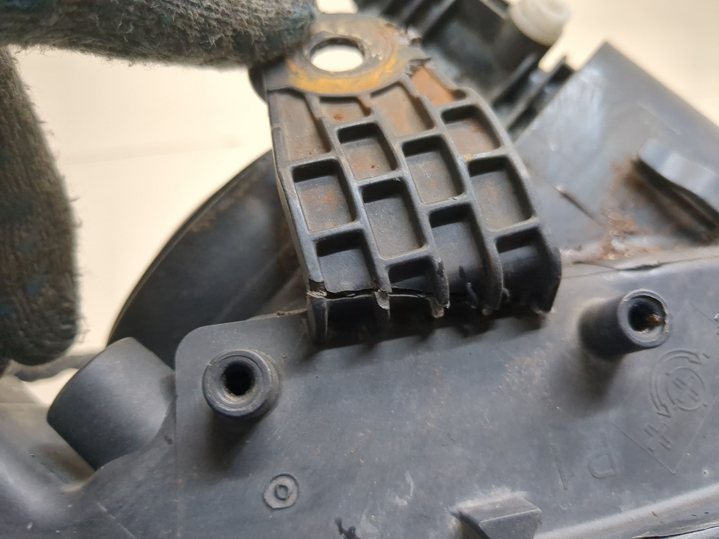 Фара правая