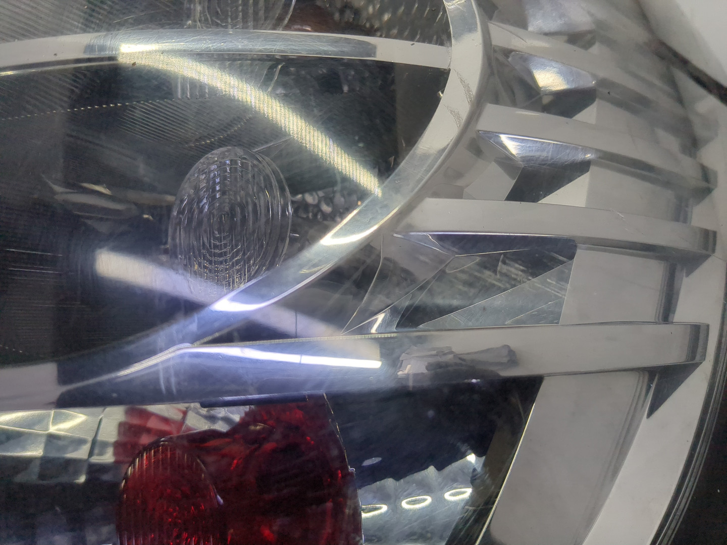 Фонарь задний правый