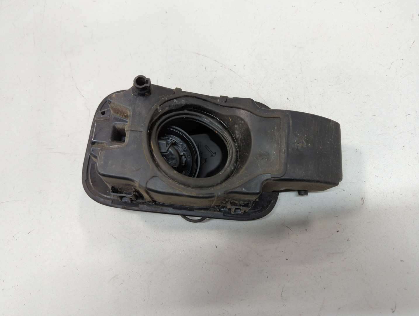 Лючок бензобака