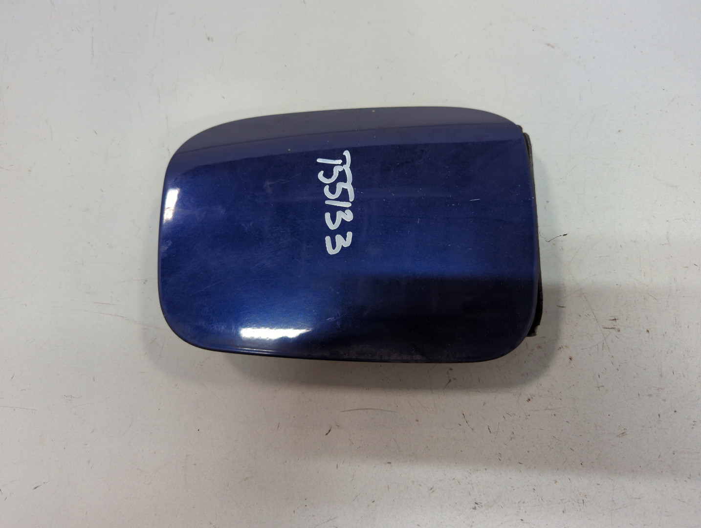 Лючок бензобака