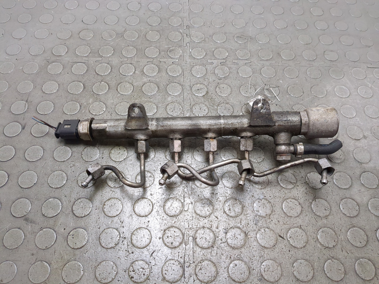 Рейка топливная (рампа)