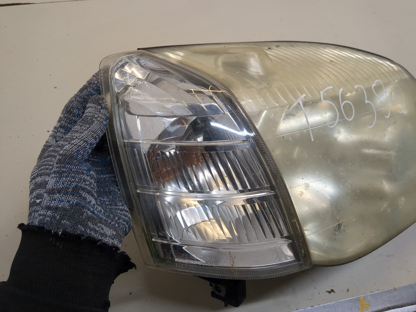 Фара правая