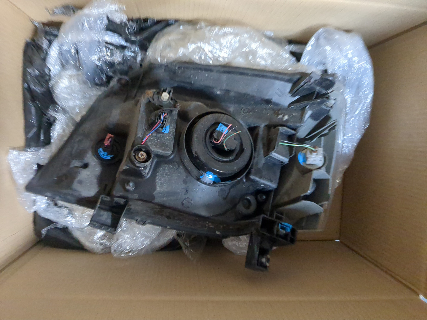 Фара правая