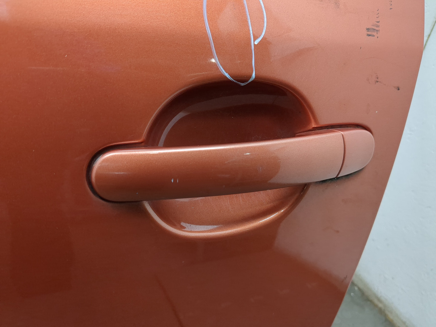 Дверь передняя левая