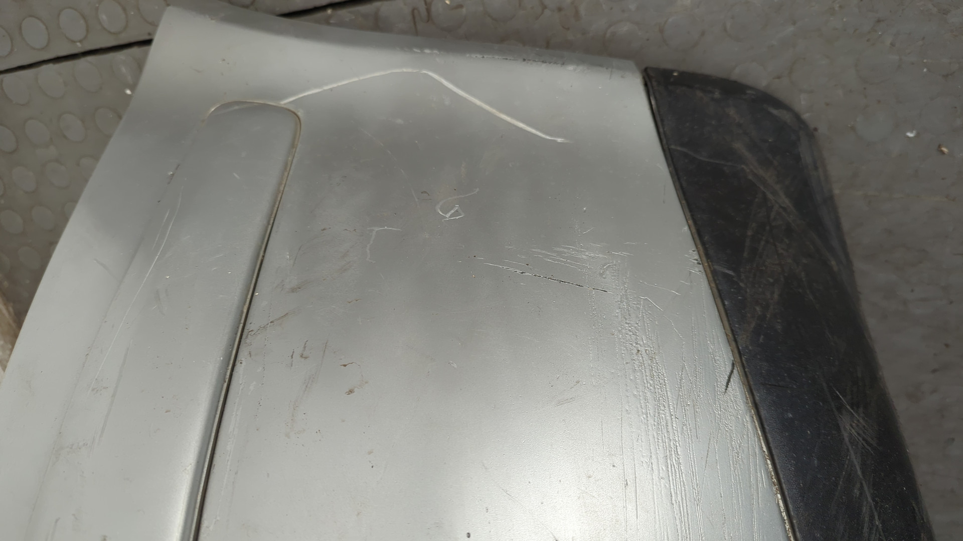 Бампер передний