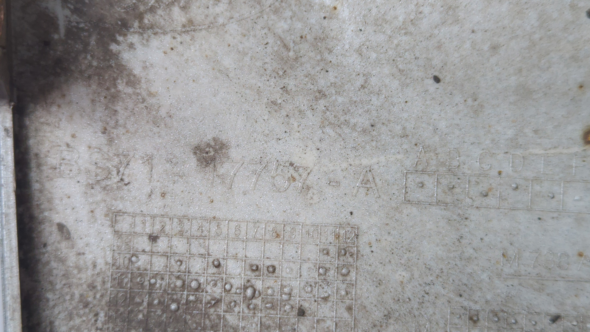 Бампер передний