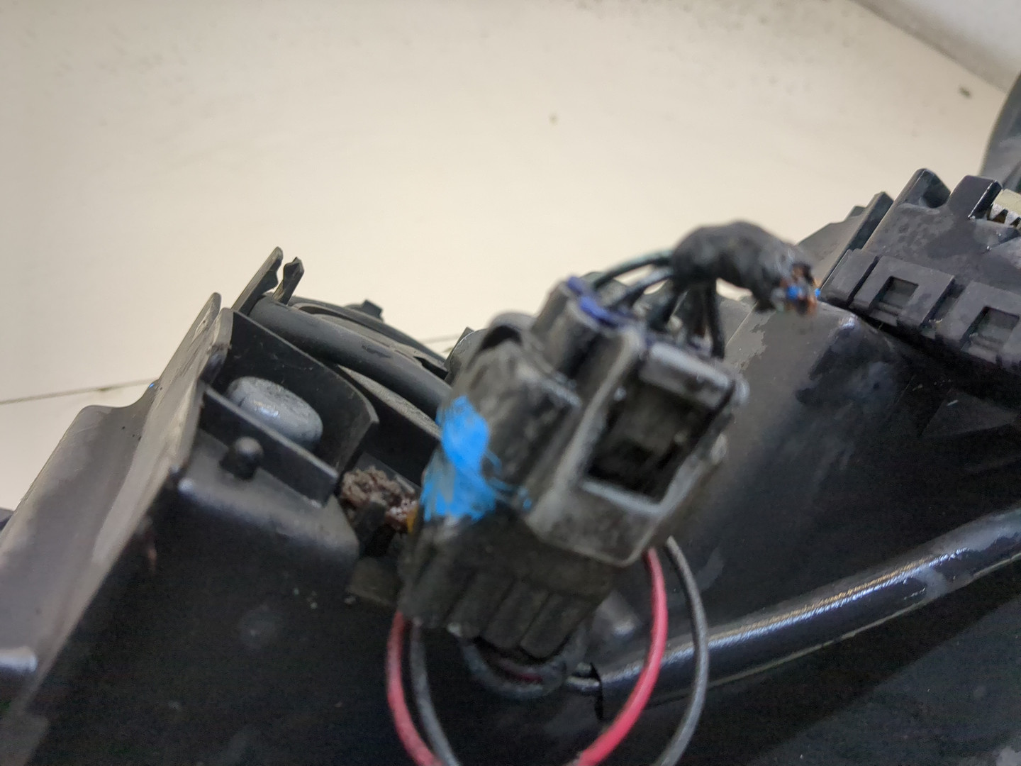 Фара правая