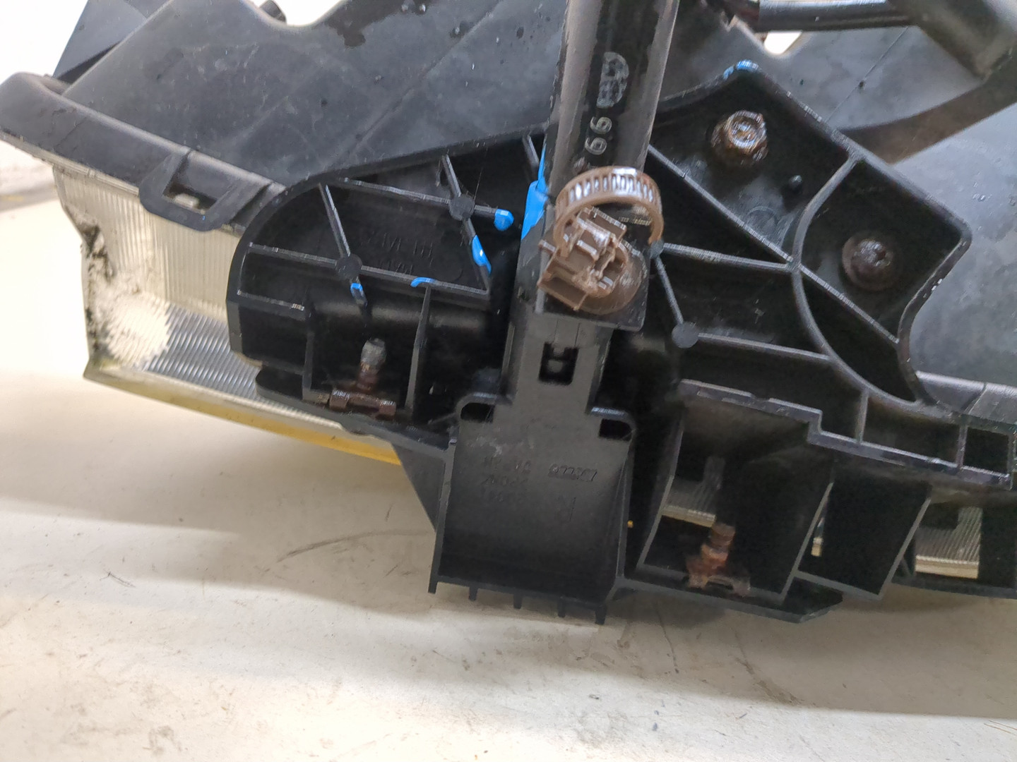 Фара правая