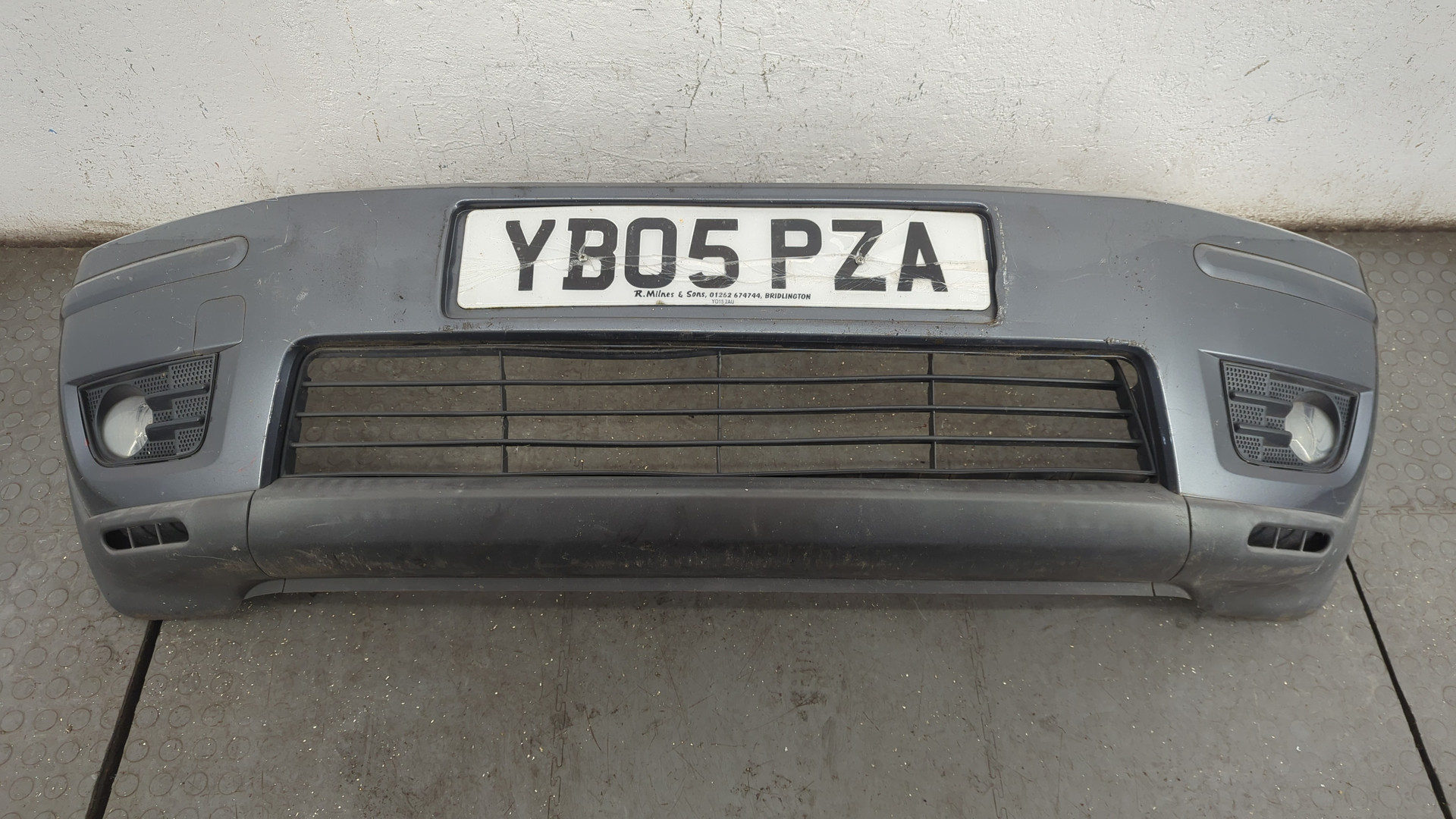 Бампер передний