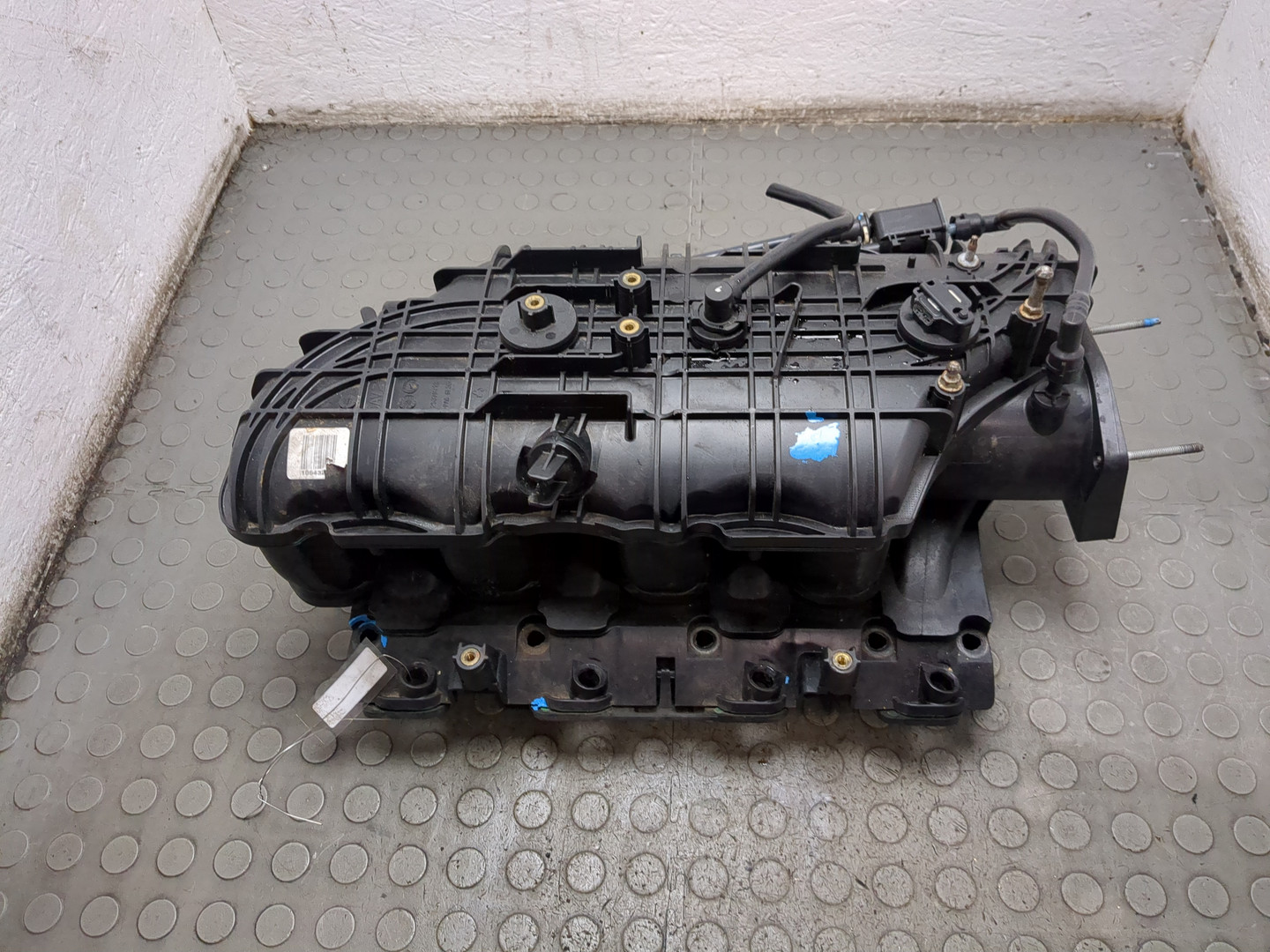 Коллектор впускной