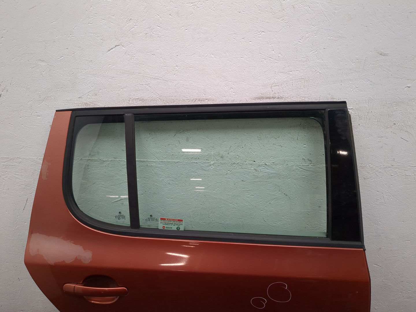 Дверь задняя правая