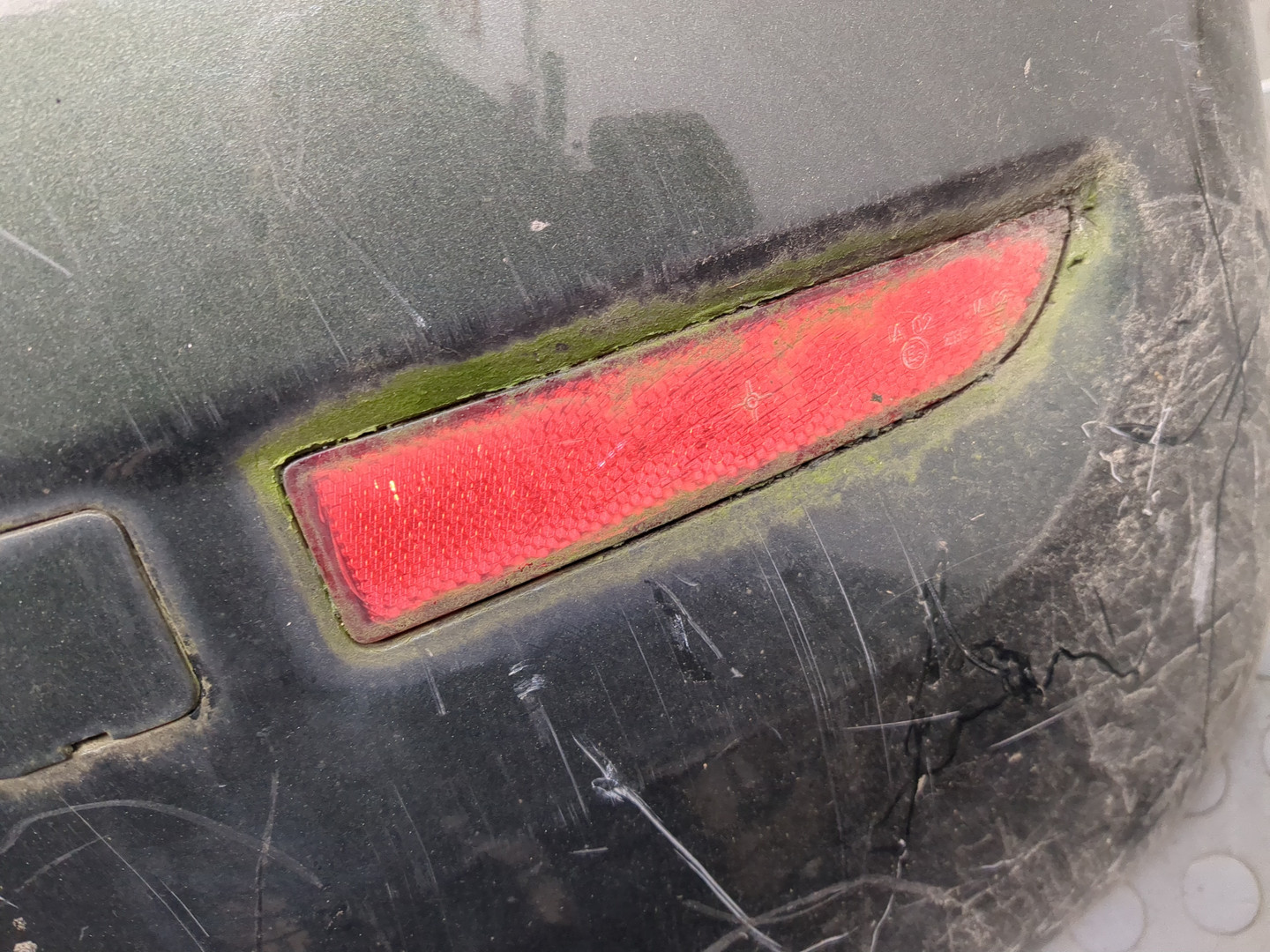 Бампер задний