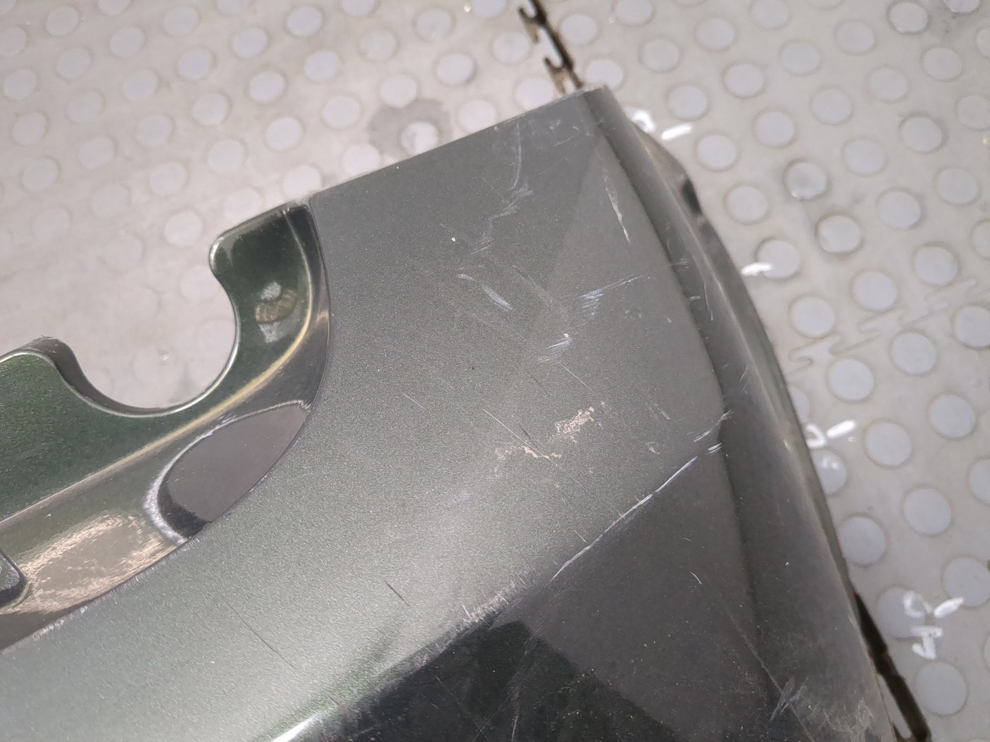 Бампер задний