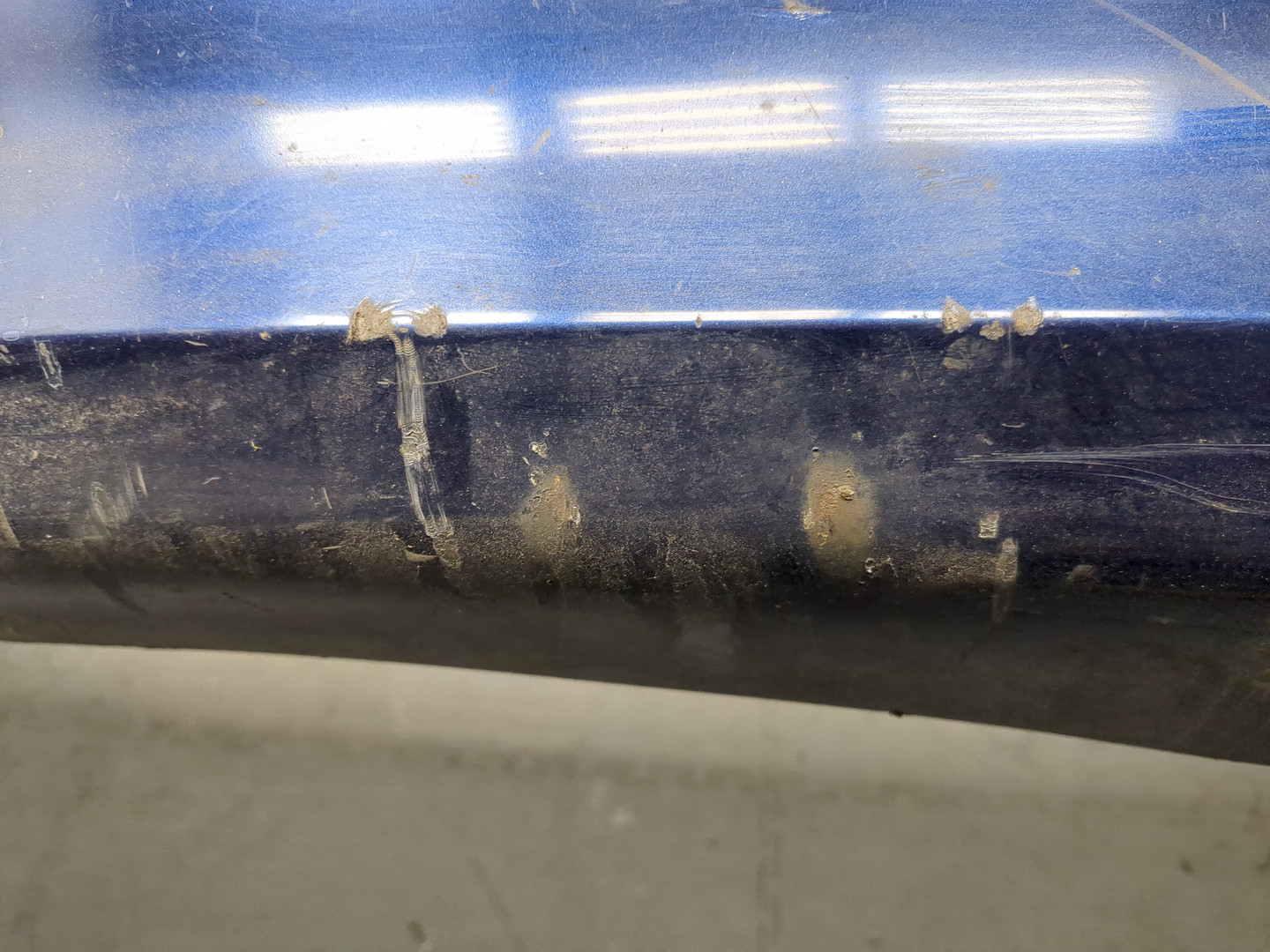 Бампер задний