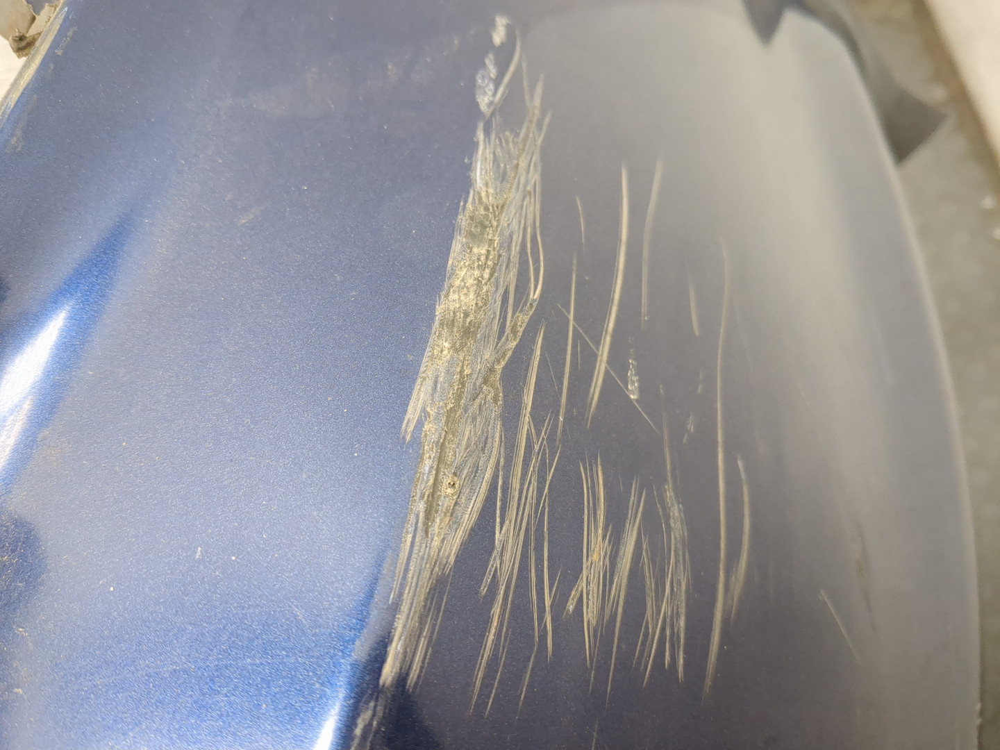 Бампер задний