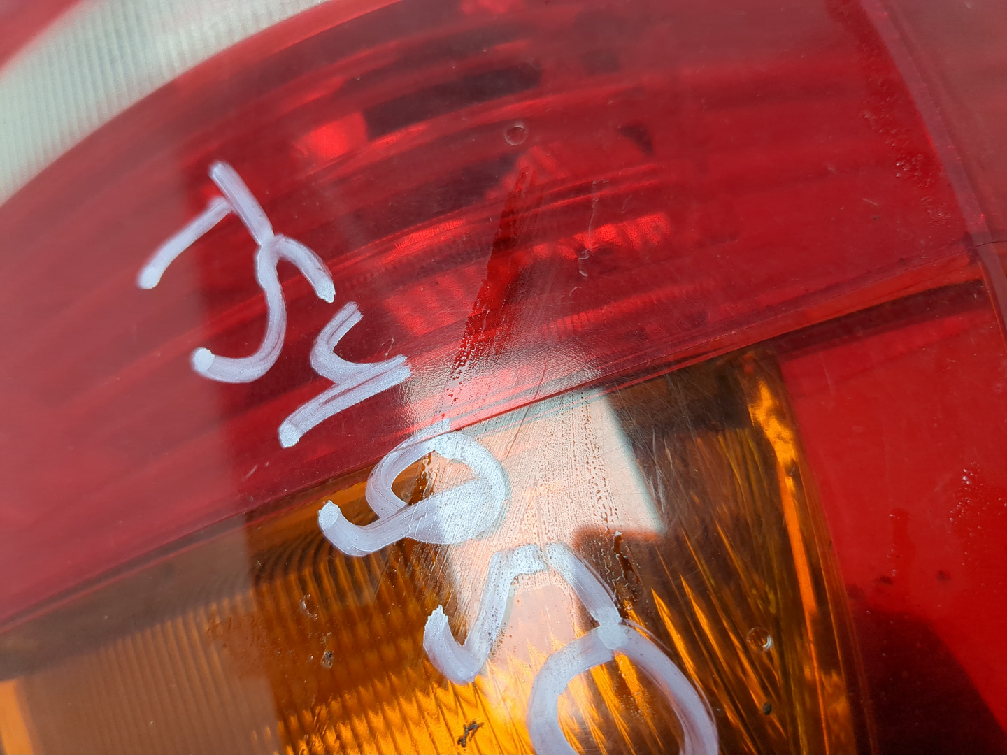 Фонарь задний правый