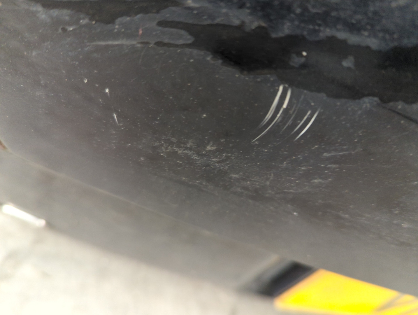 Дверь багажника