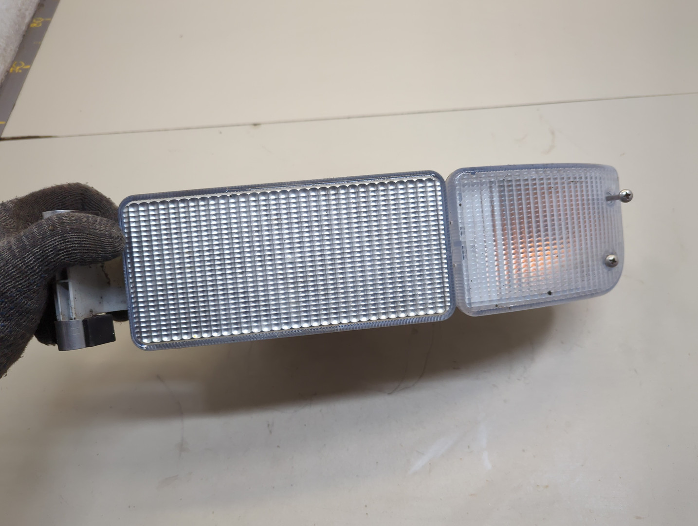 Фара противотуманная левая