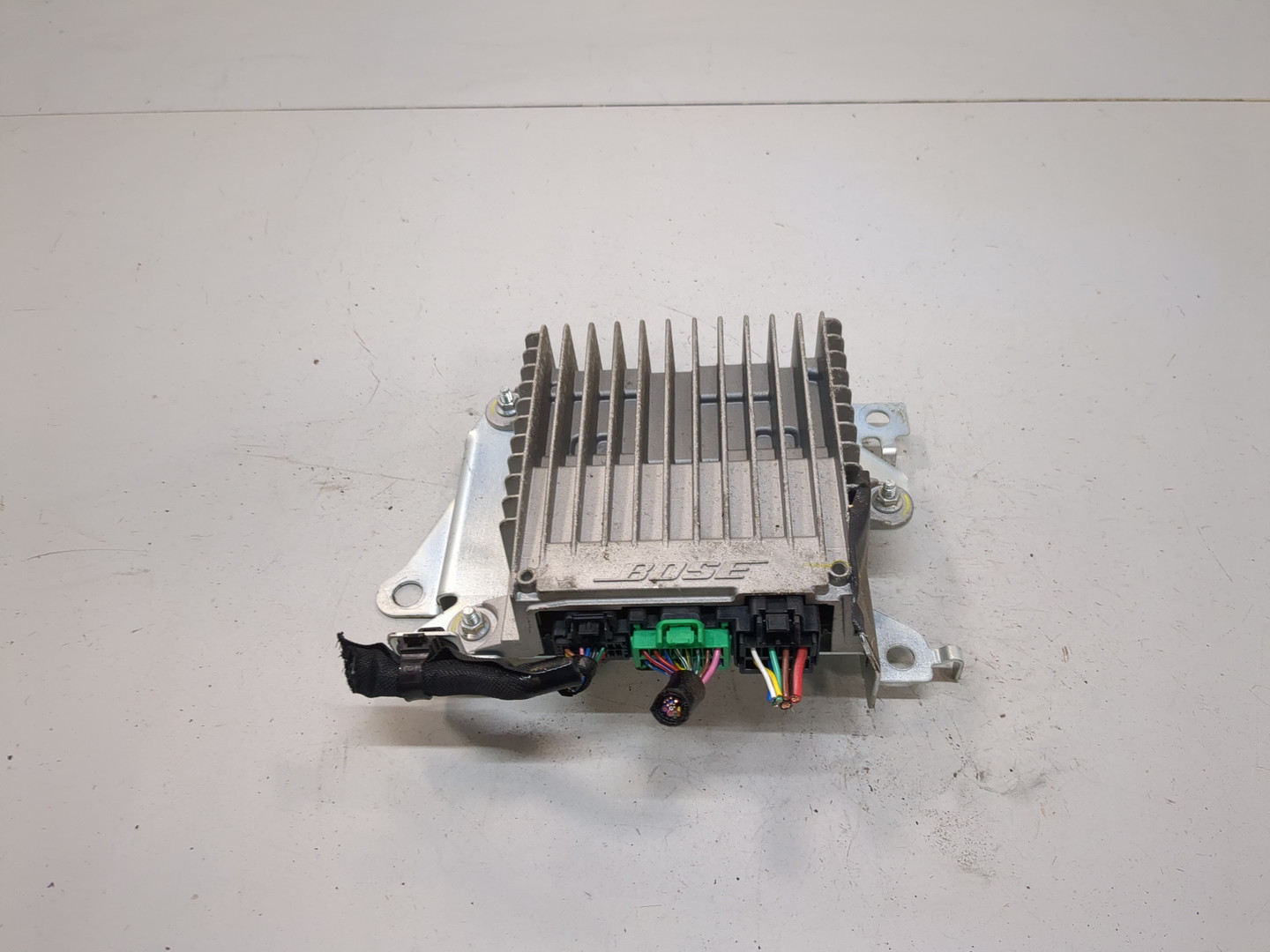 Усилитель акустической системы