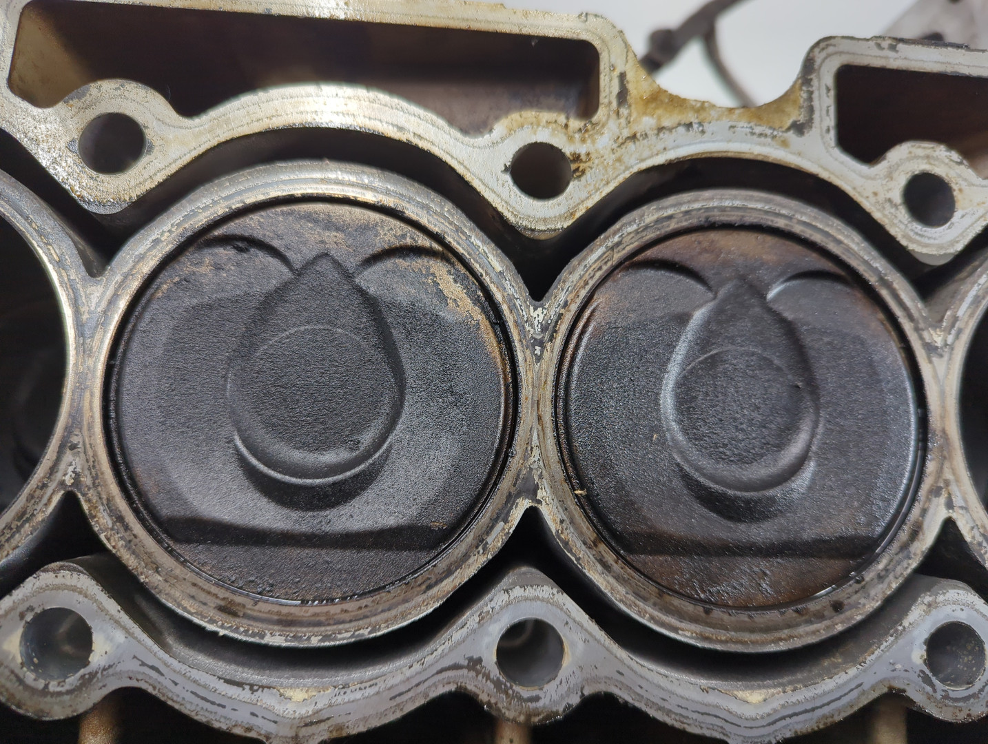 Блок двигателя