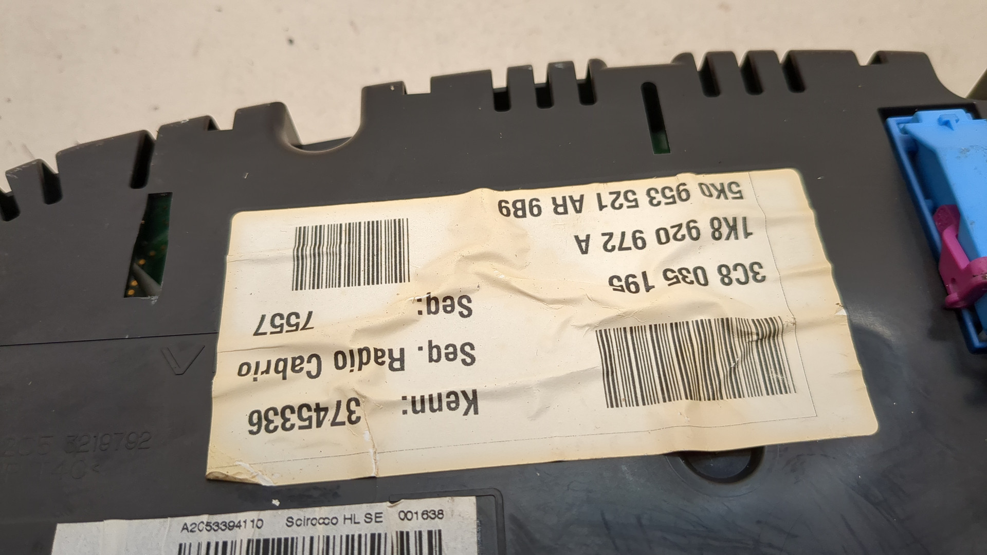 Панель приборов