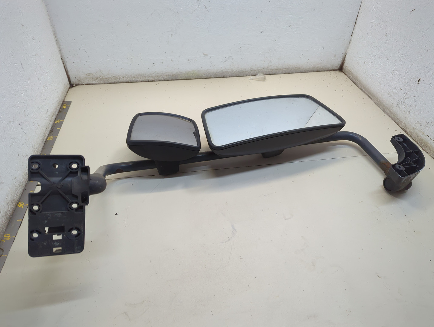 Зеркало левое электрическое