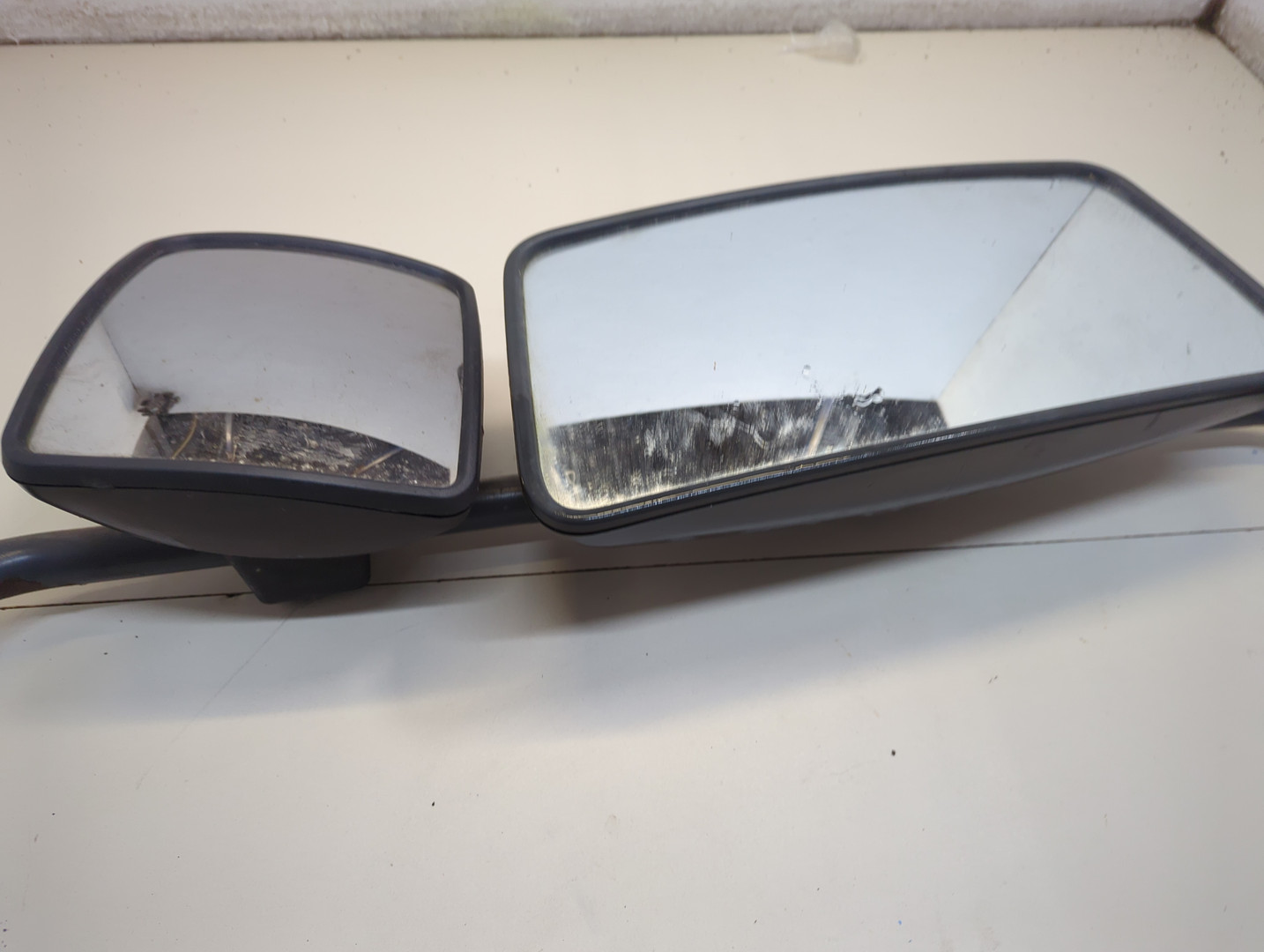 Зеркало левое электрическое