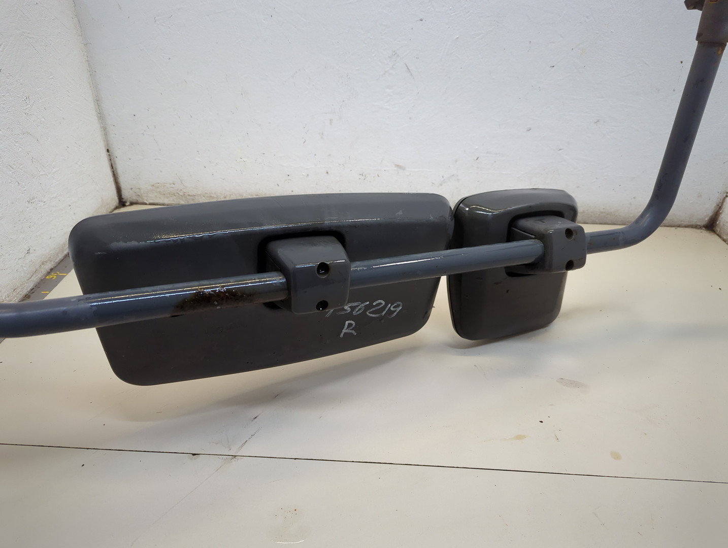 Зеркало правое электрическое