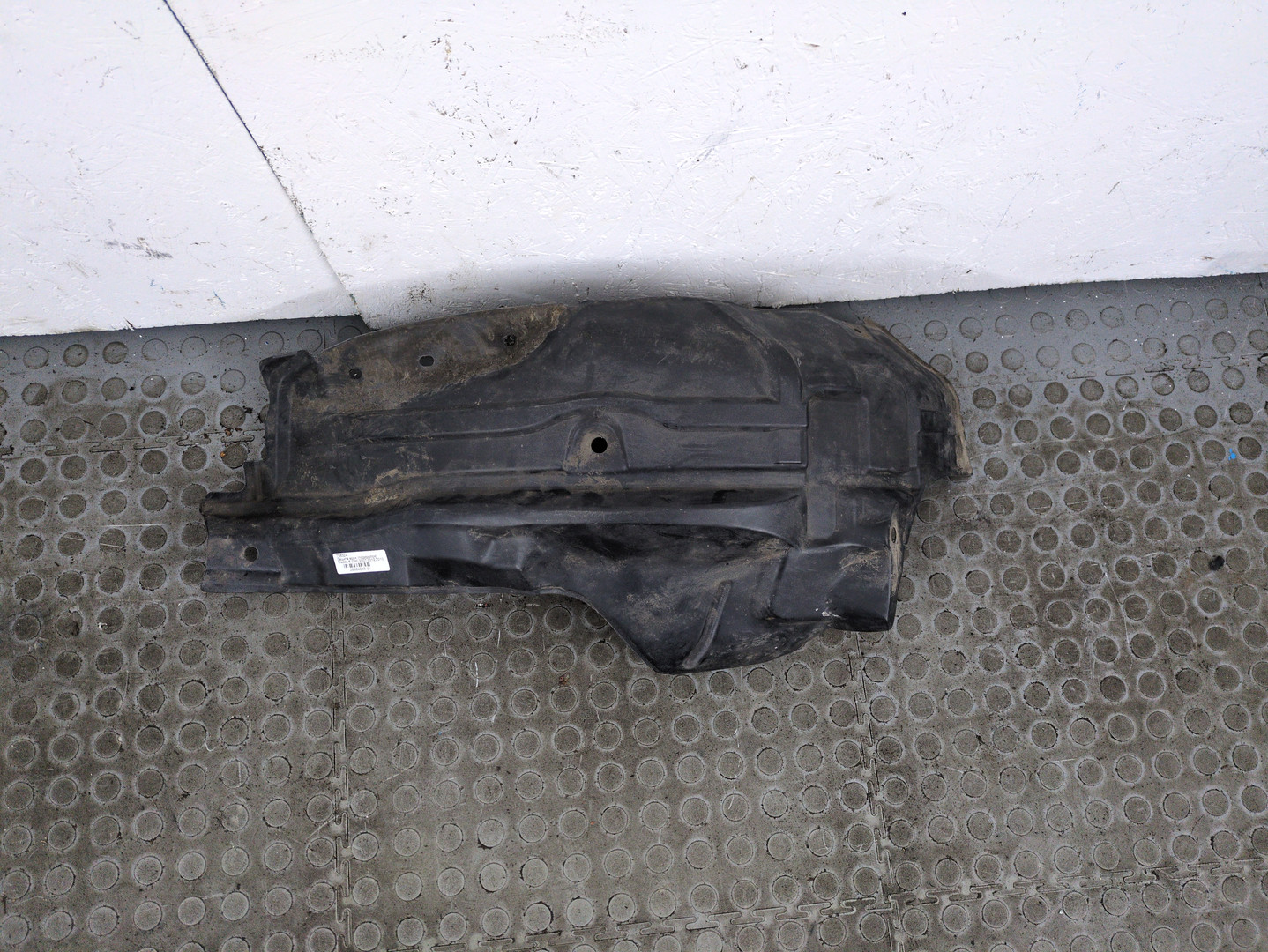 Локер передний левый