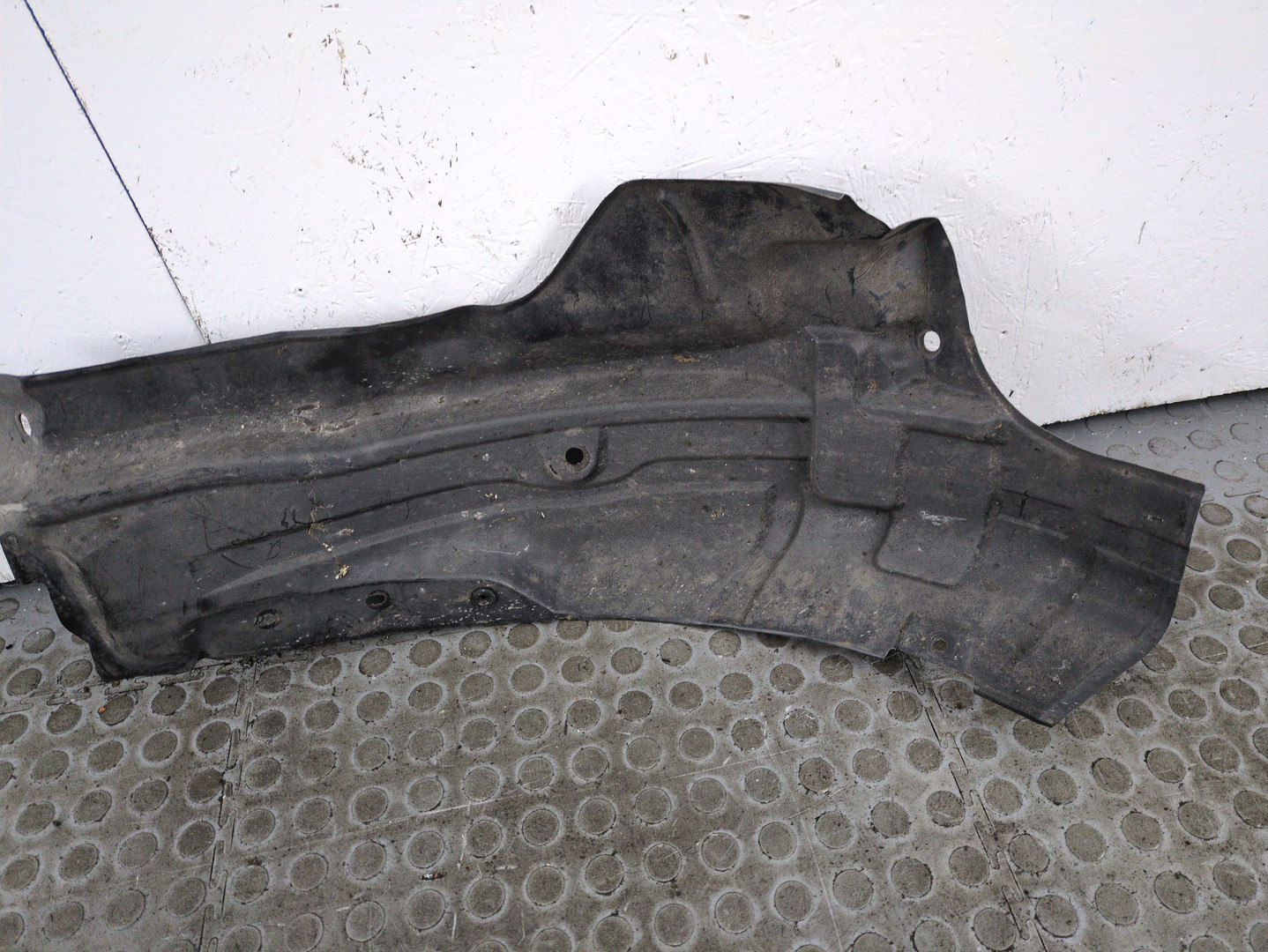 Локер передний левый