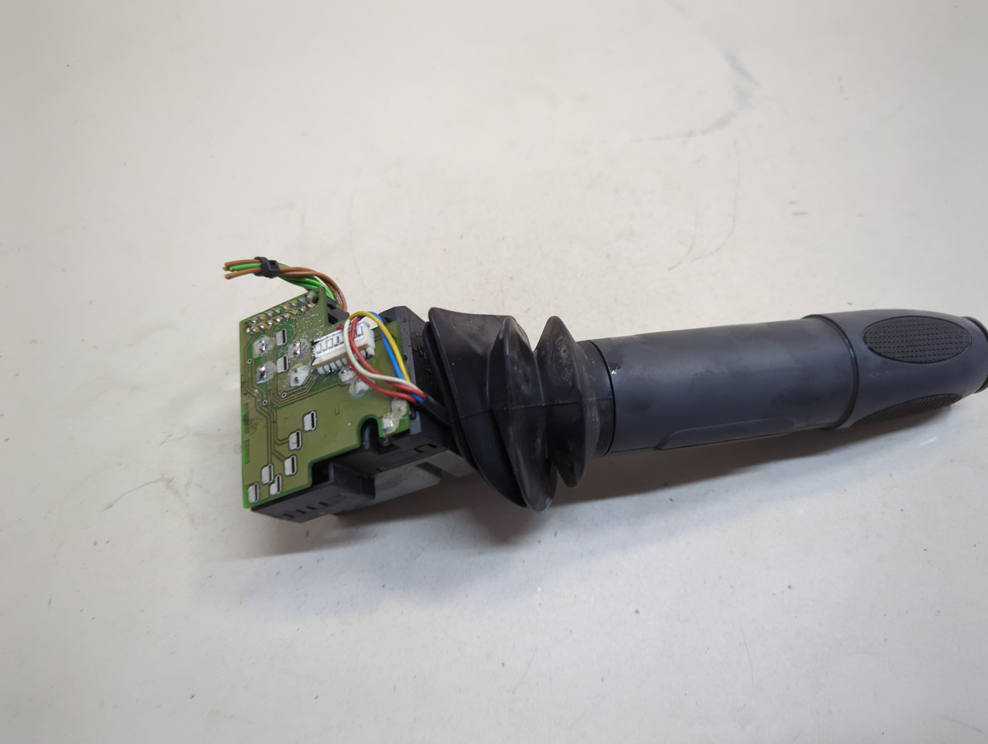 Переключатель подрулевой