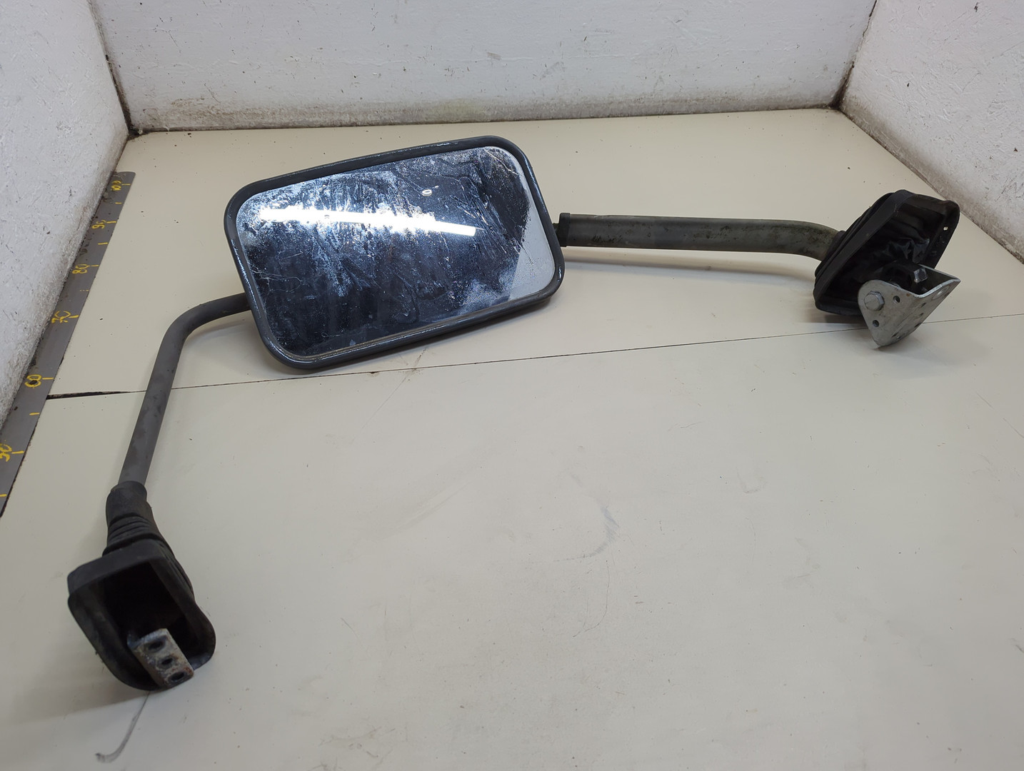 Зеркало правое электрическое