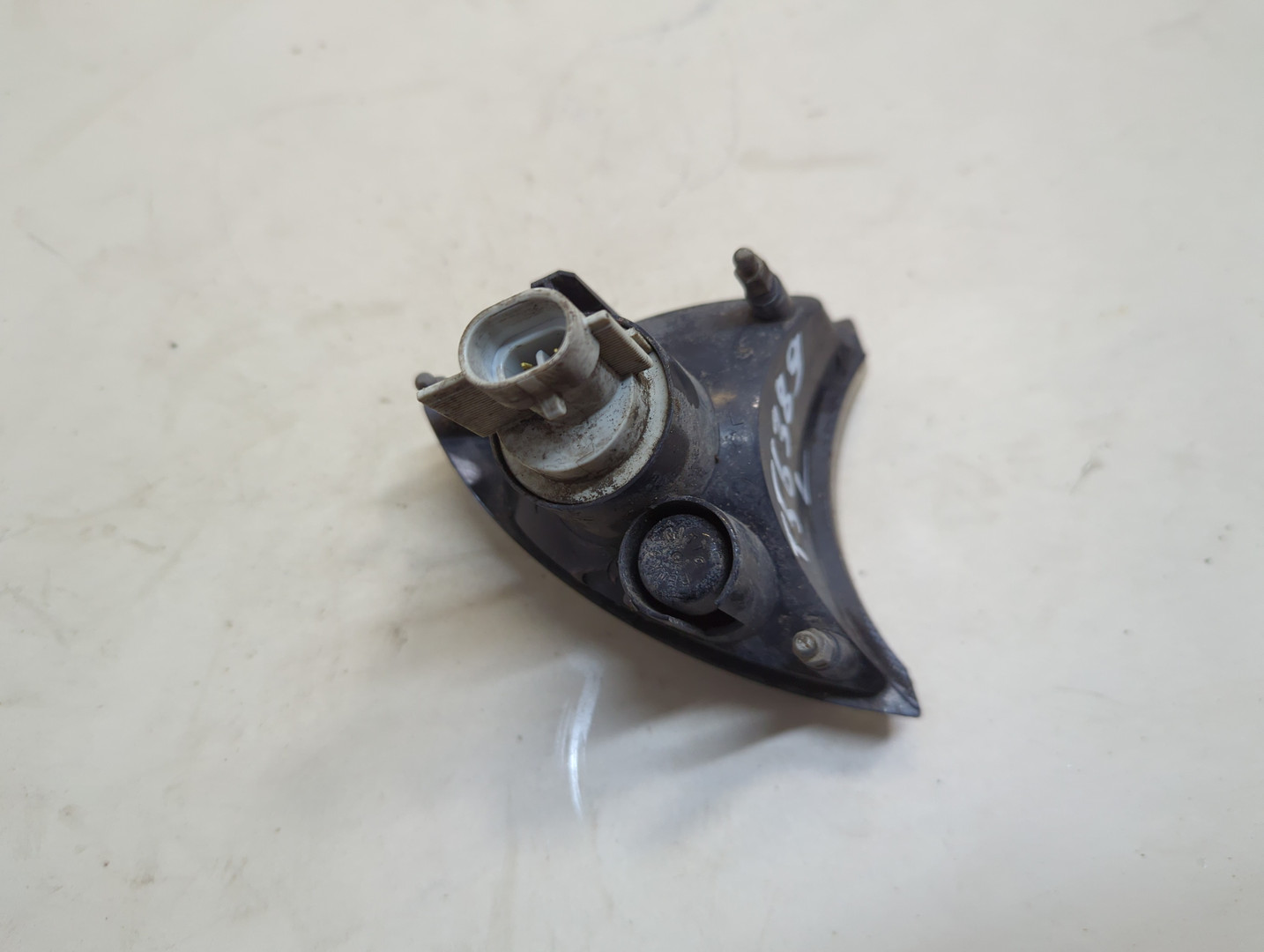 Повторитель на крыло левый