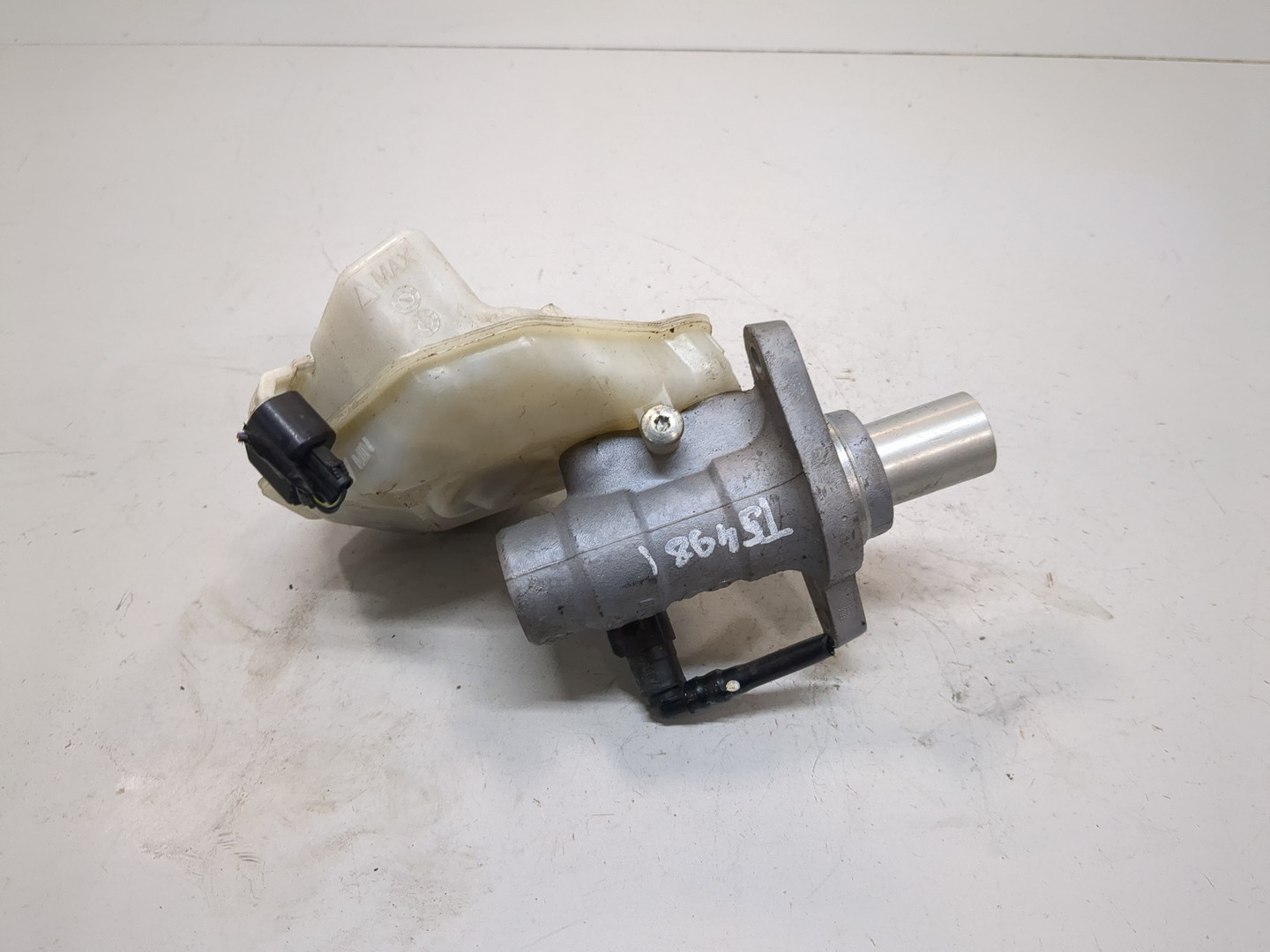 Цилиндр тормозной главный