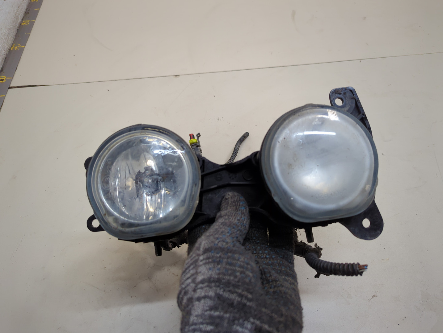 Фара противотуманная правая