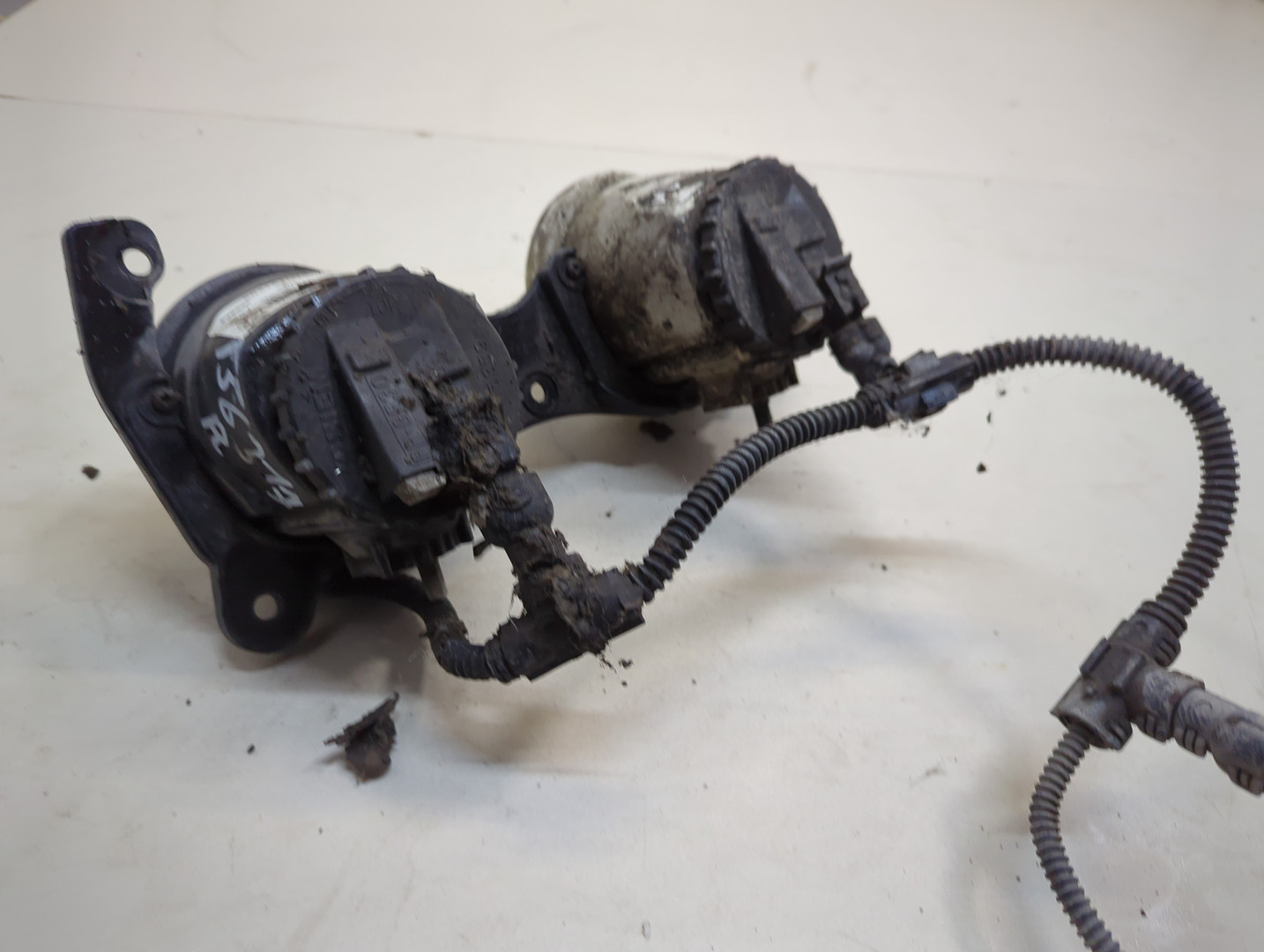 Фара противотуманная правая