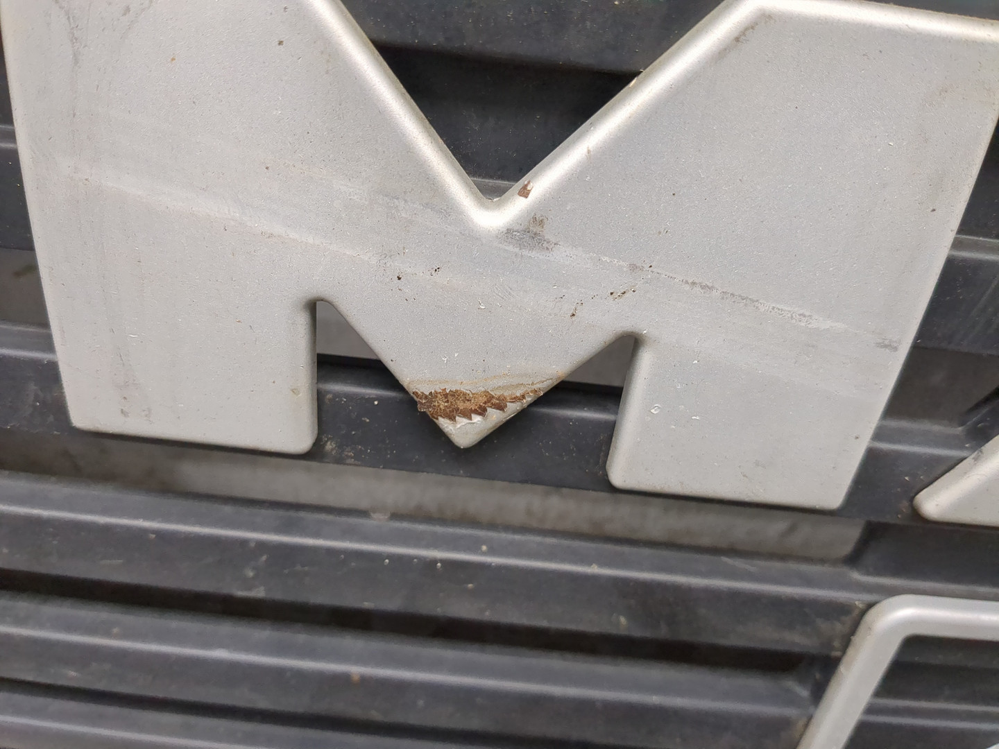 Решетка радиатора