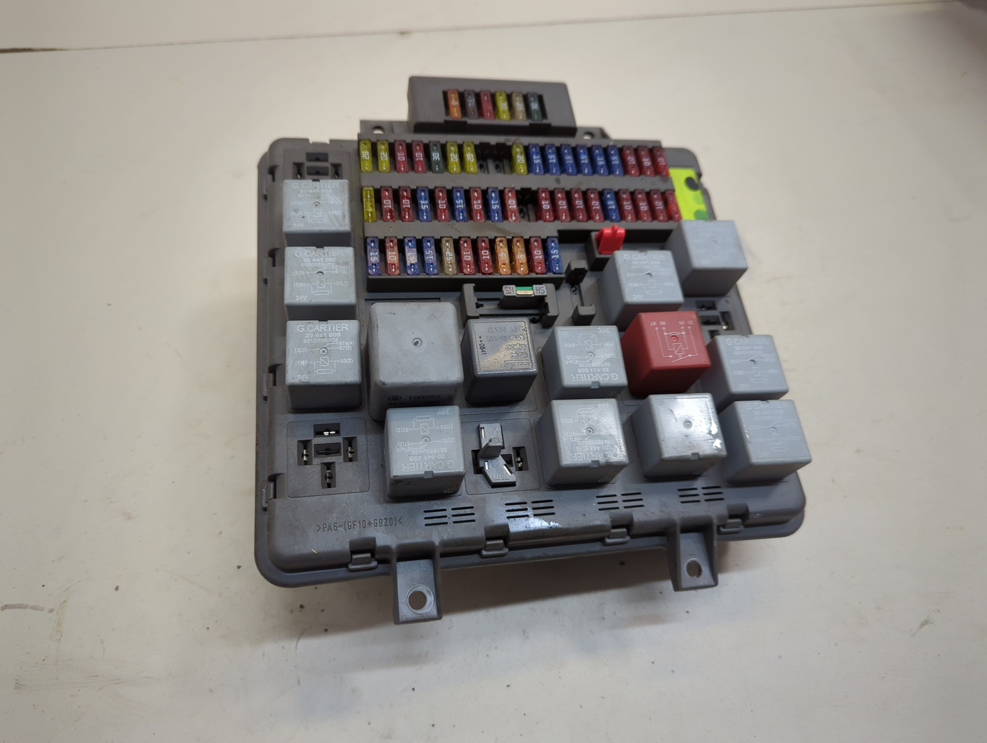 Блок предохранителей