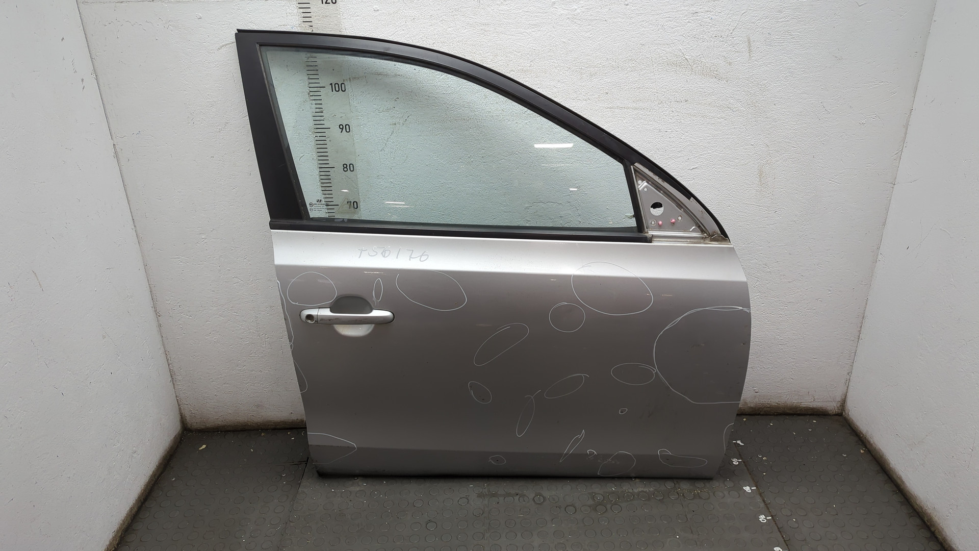 Дверь передняя правая