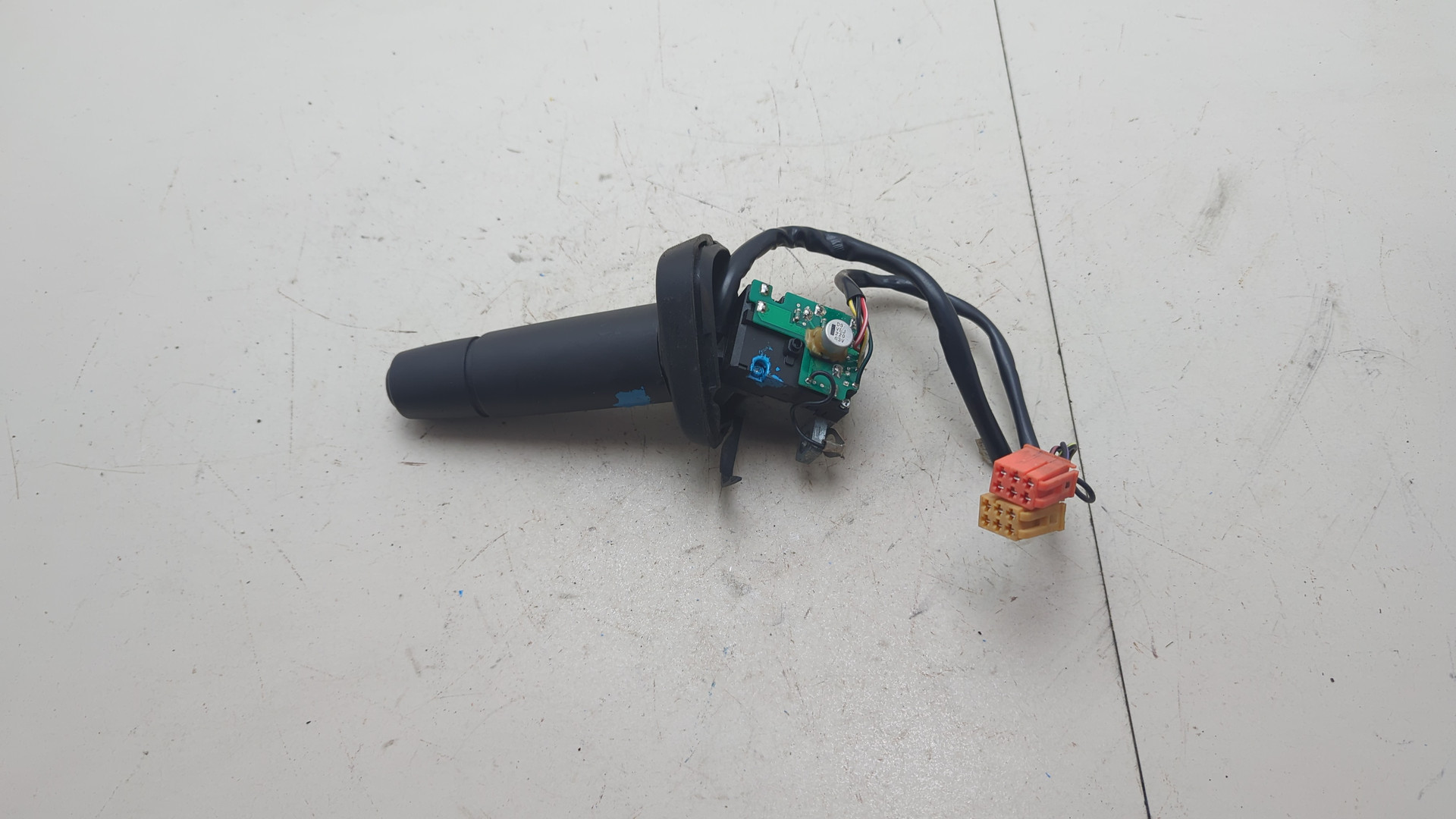 Переключатель подрулевой