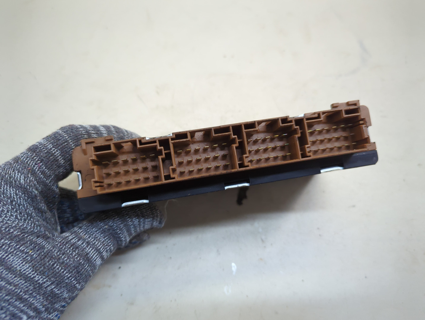 Блок управления подвеской