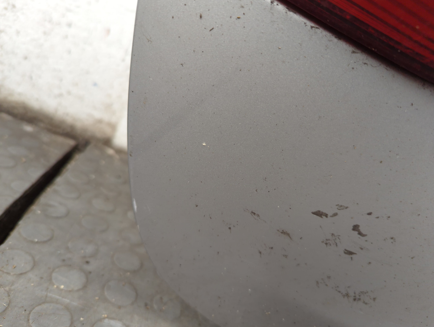 Дверь багажника