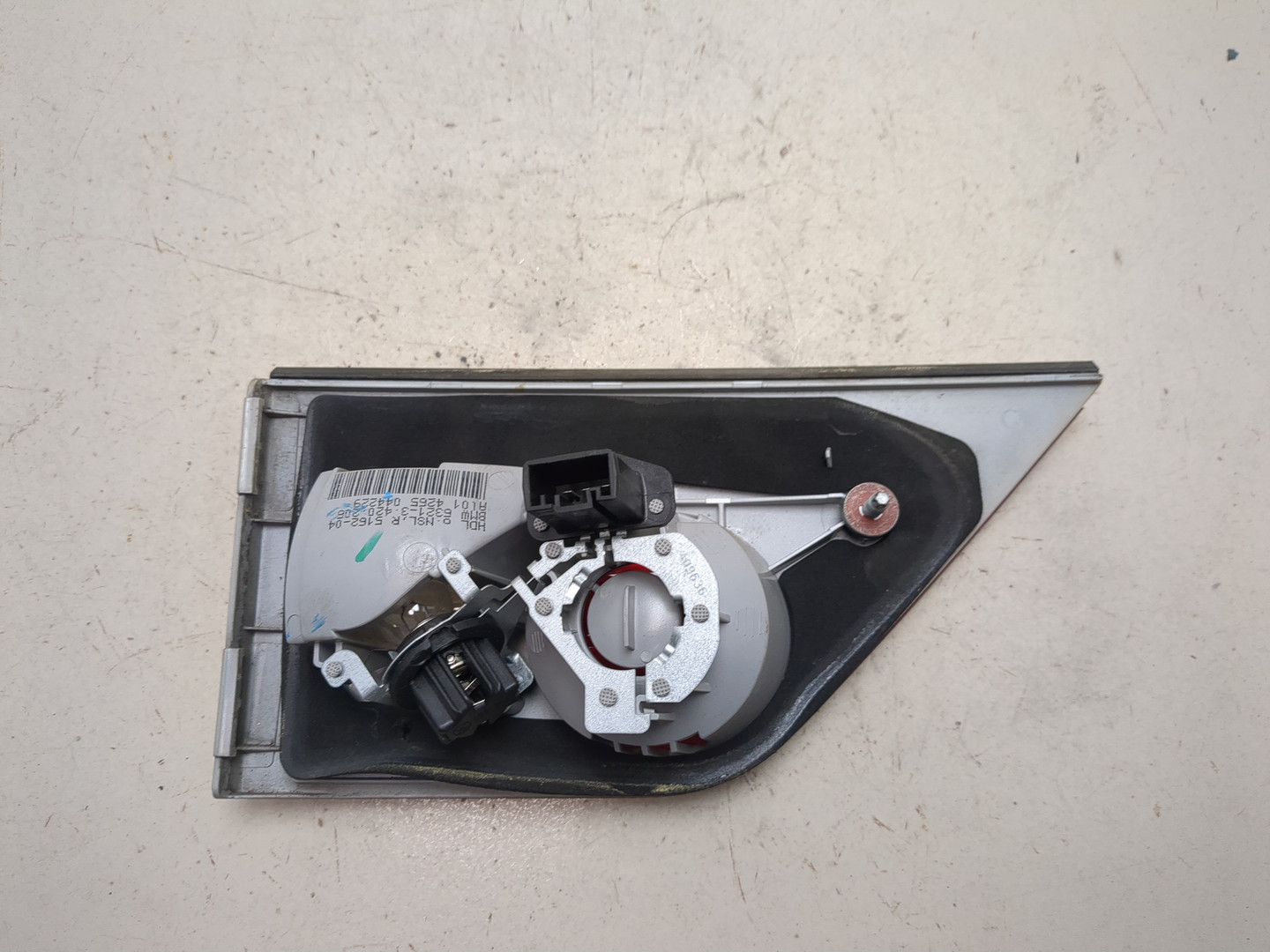 Фонарь задний внутренний правый