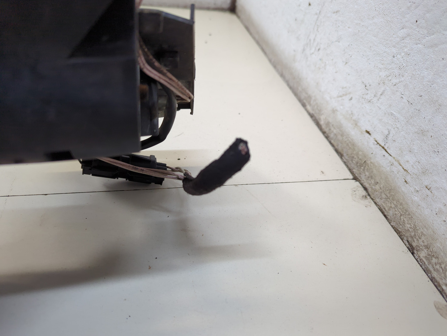 Зеркало левое электрическое