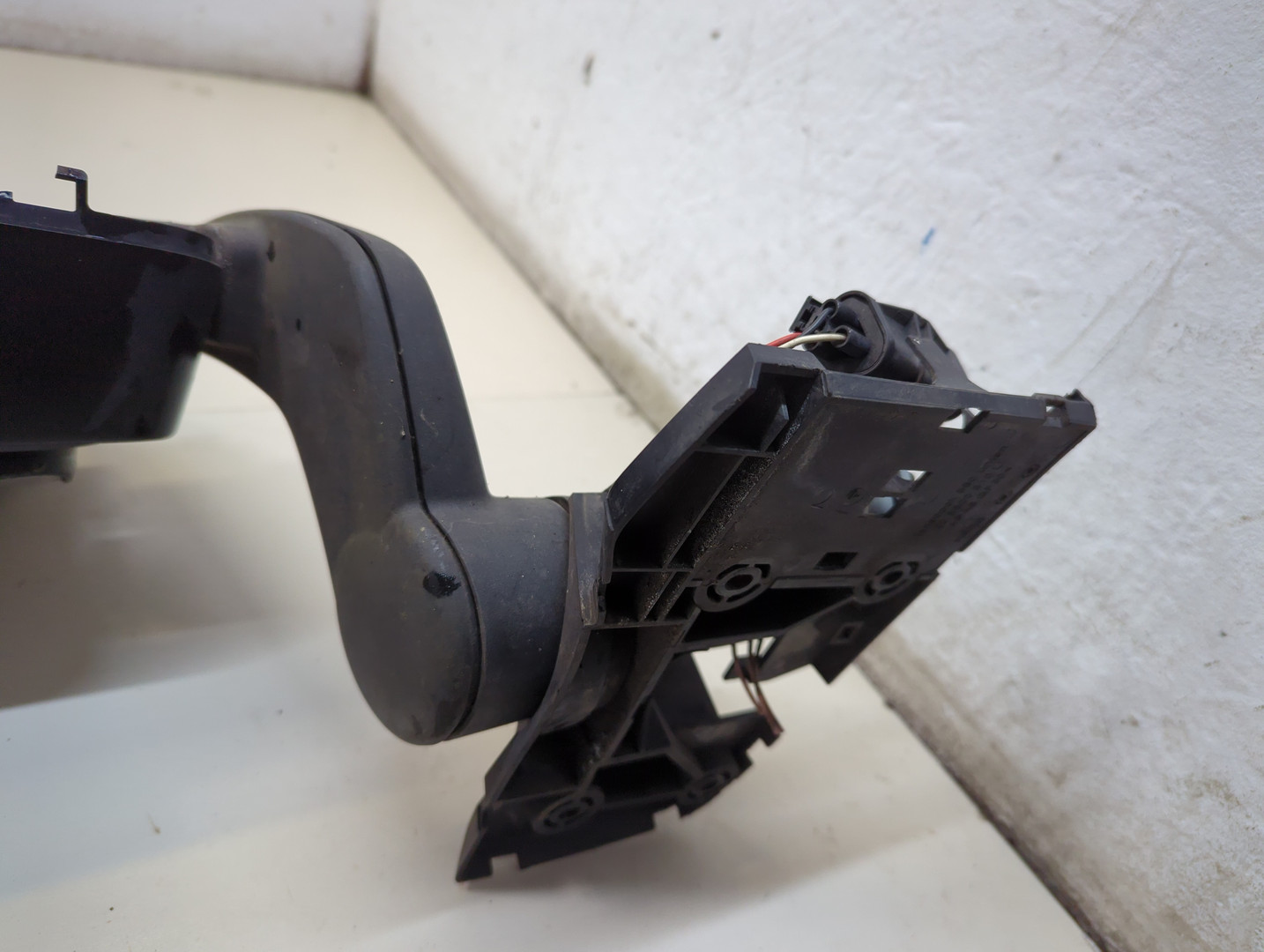 Зеркало левое электрическое