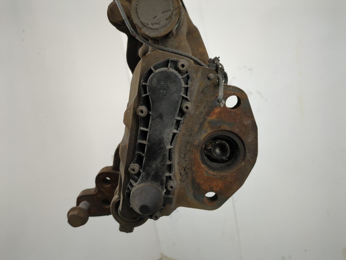 Суппорт задний правый