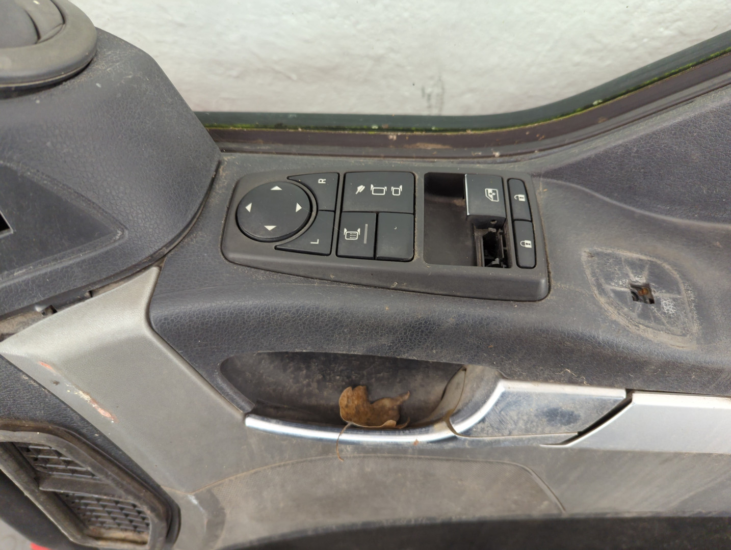 Дверь передняя правая